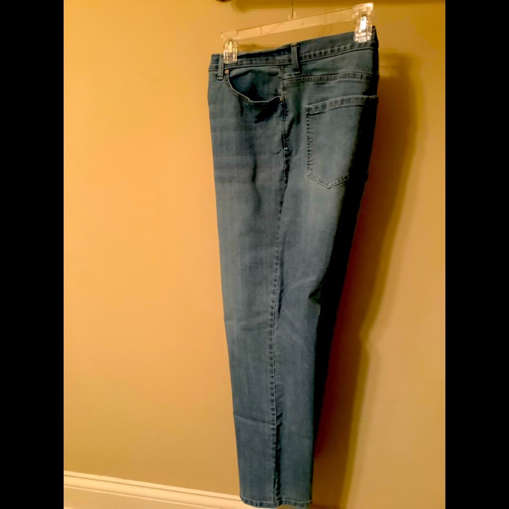 Catherine’s OX 14/16W Jeggings, olive green 4 pocket front, 2 pocket back .